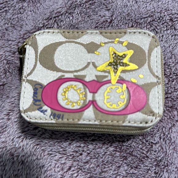 NWT Coach Triple Pill Case - Picture 4 of 14